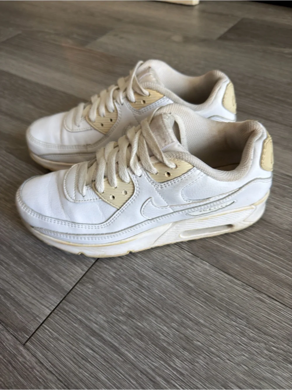Nike Air Max 90 White/Beige Leather Sneakers  Size 6.5 W/ 5 Y